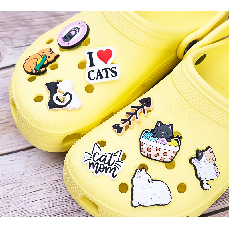 猫の靴のチャーム,ピン,アクセサリー,下駄,スライド,サンダ - Croc Style Clog のレビューと価格