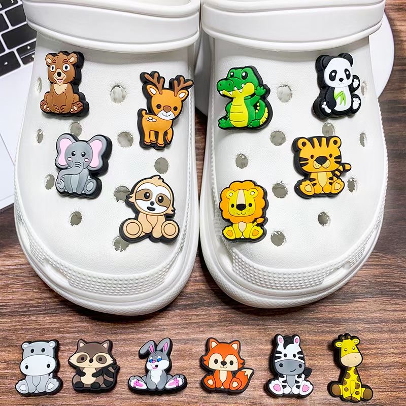 かわいい動物パンダライオン靴チャームクロックスアクセサリーチ - Croc Style Clog のレビューと価格