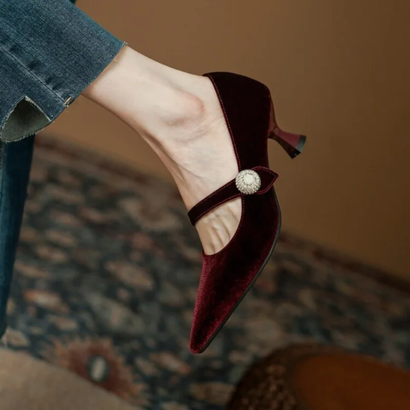 ワインレッド ポインテッドトゥ メリージェーンシューズ レデ - Women Shoes Heels のレビューと価格