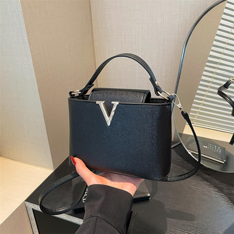 高級レディース トートバッグ、シックなV字型スタイリッシュP - Women'S Shoes Louis Vuitton のレビューと価格