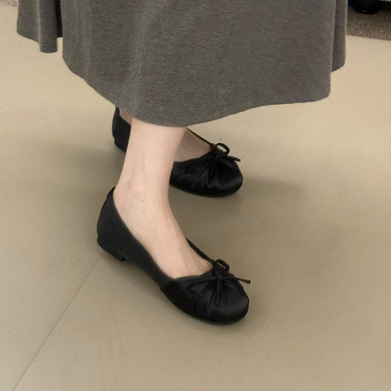 2026年新作 蝶結び サテン シャロー シングルシューズ  - Women Shoes Heels のレビューと価格