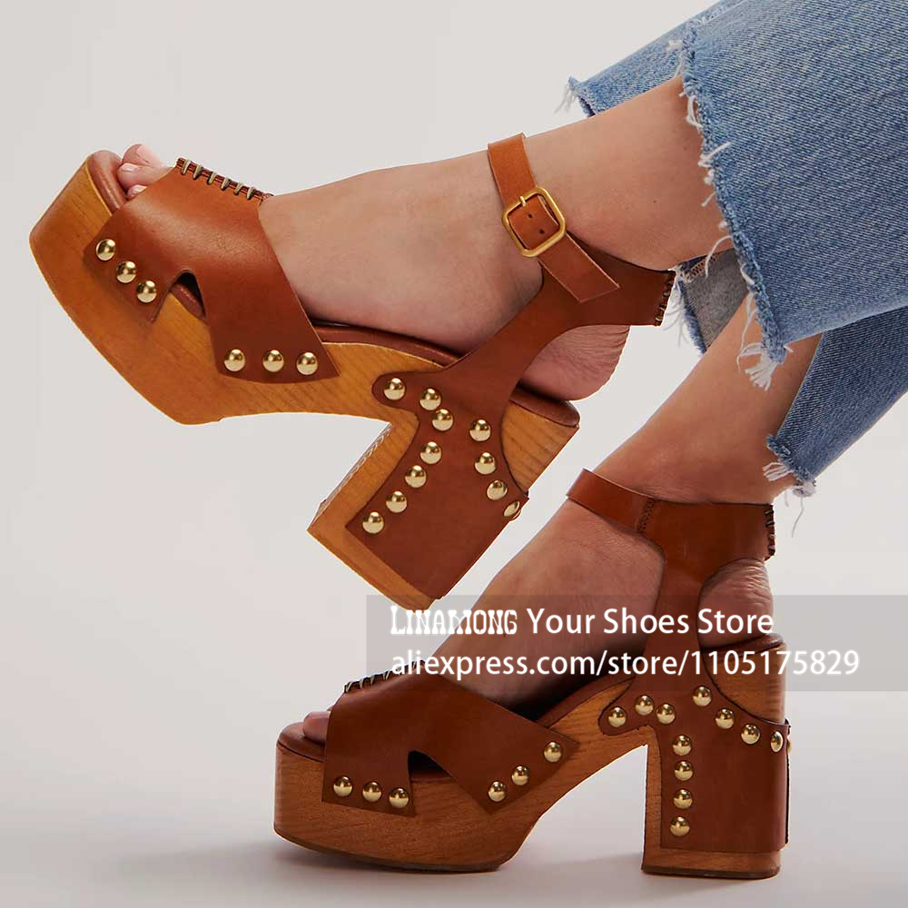 チャンキーヒールプラットフォームクロッグサンダル、スタッズ付 - Women'S Shoes Clogs のレビューと価格