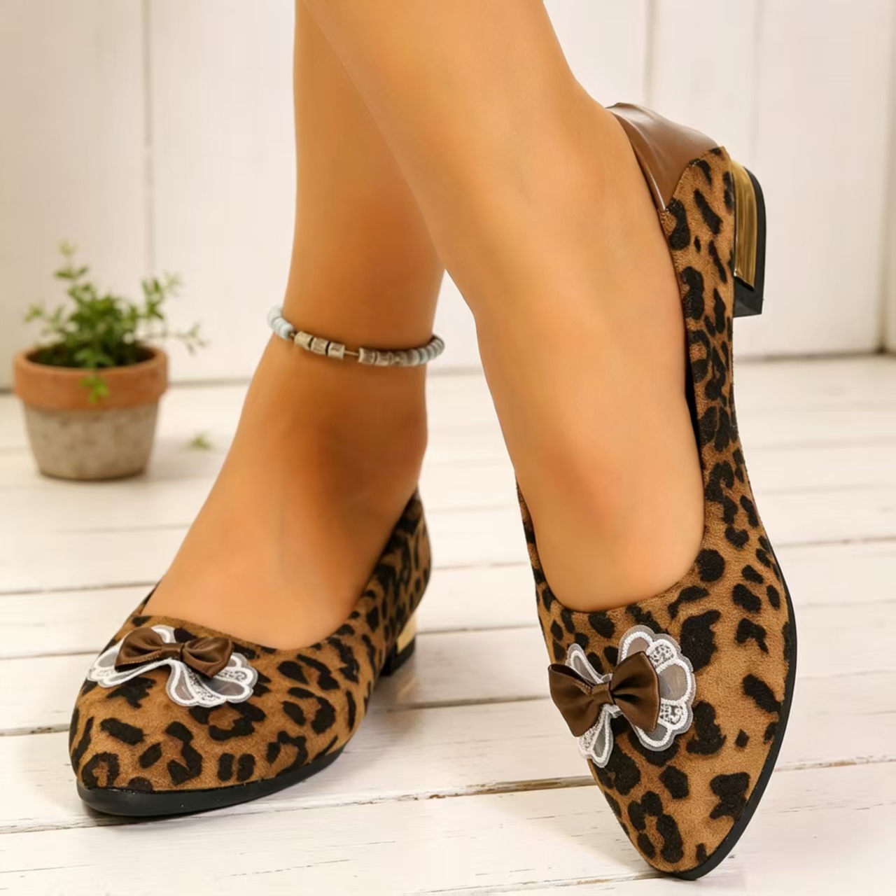 秋のファッション ポインテッドトゥ ローブロックヒール パン - Women Shoes Heels のレビューと価格