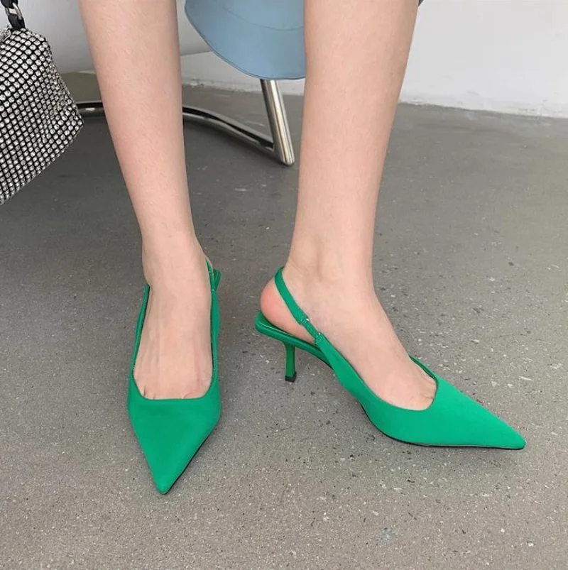2025年春新作 ポインテッドトゥ ファインヒール ミドルシ - Women'S Shoes Clogs のレビューと価格