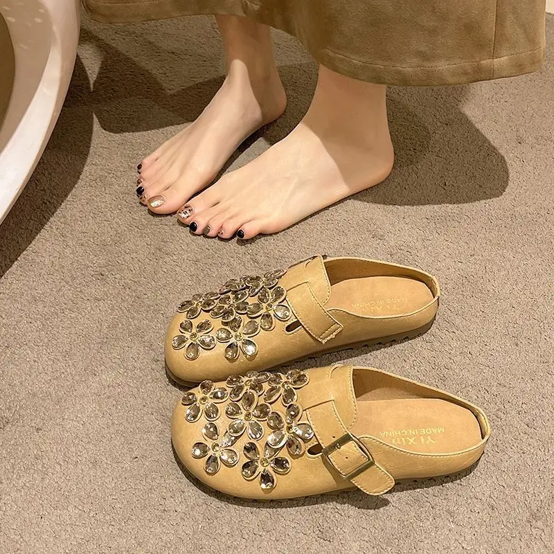 女性用花柄ラインストーンバックルストラップ付きクローズドトゥ - Women'S Shoes Clogs のレビューと価格