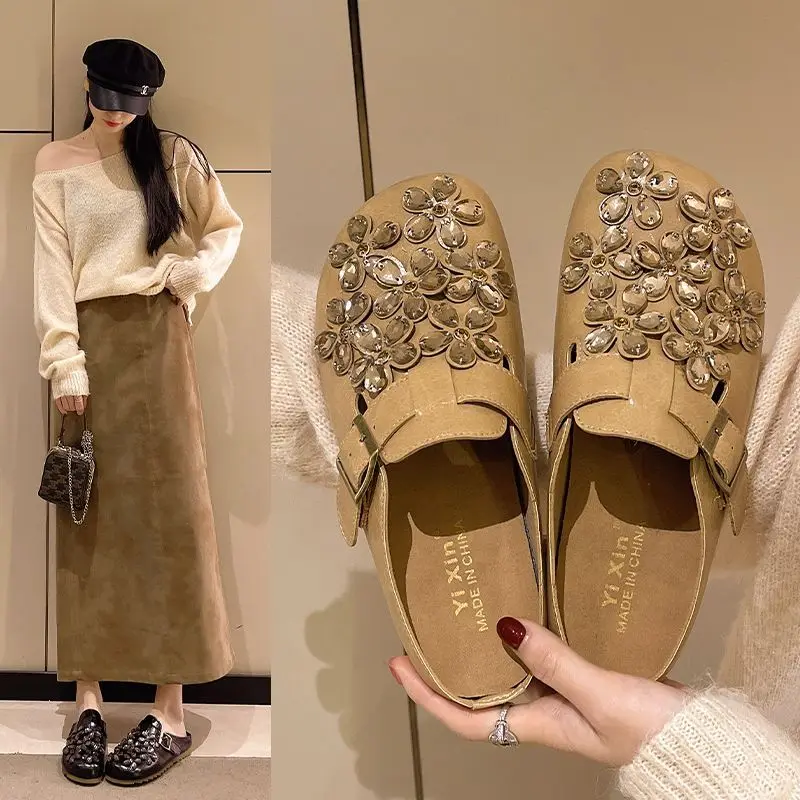 女性用花柄ラインストーンバックルストラップ付きクローズドトゥ - Women'S Shoes Clogs のレビューと価格