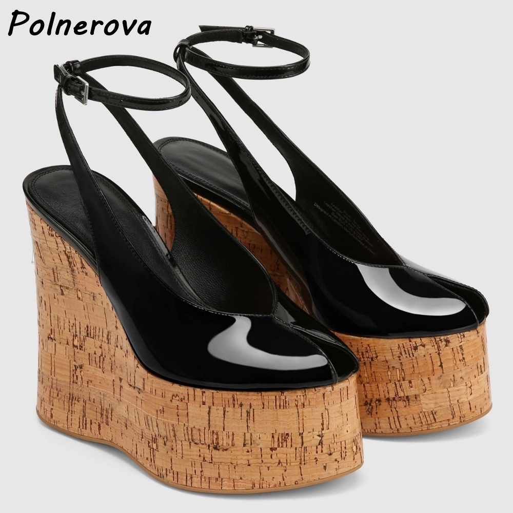 パテントレザーウェッジプラットフォームサンダル、ピープトウ、 - Cork Wedge Sandal のレビューと価格