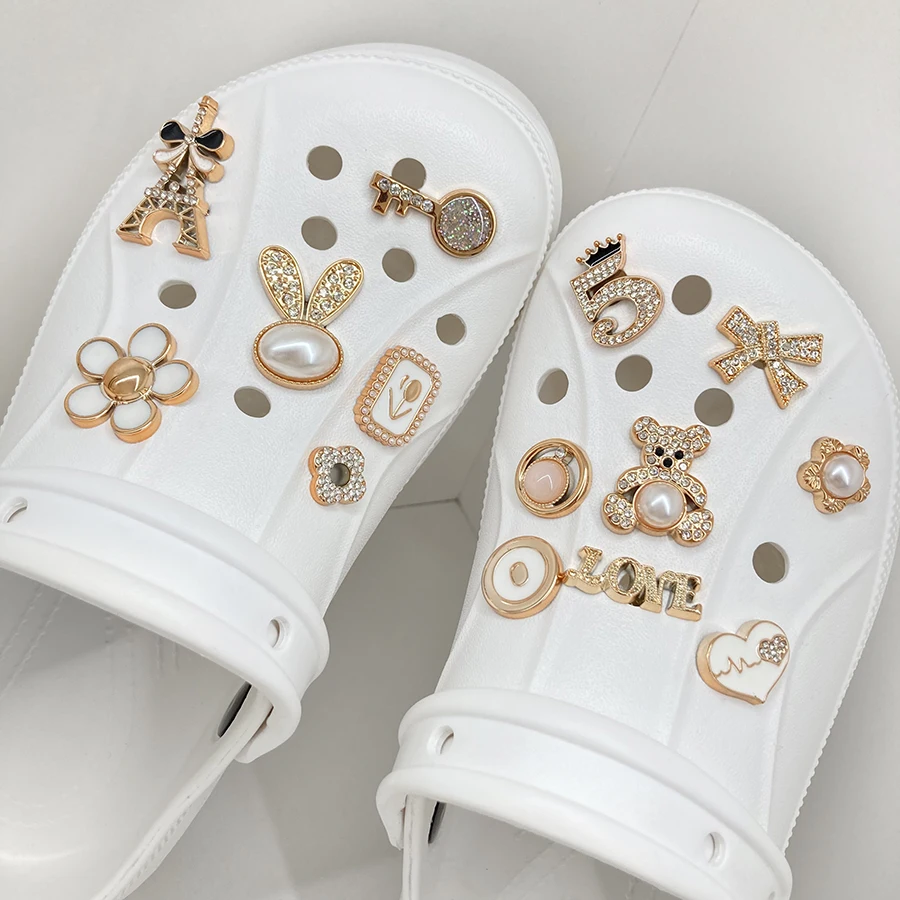 14 個スパークリングラインストーンフェイクパール靴チャーム - Croc Style Clog のレビューと価格